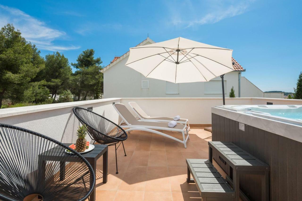 Villa Marulovo Hills Трогир Екстериор снимка